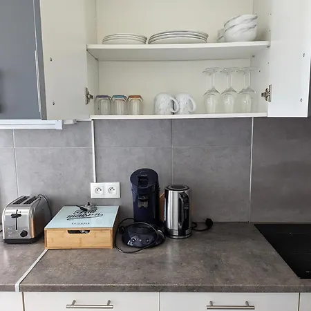 Le Mirage - 2 Chambres, Salon, Cuisine Equipee, Parking Et Wifi Gratuit Apartamento