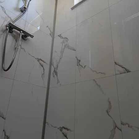 Le Mirage - 2 Chambres, Salon, Cuisine Equipee, Parking Et Wifi Gratuit * مُلووز